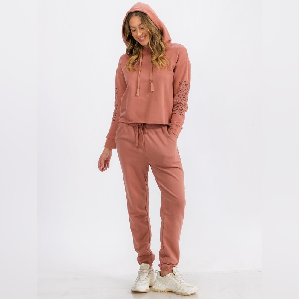 SALE! 033. WOMEN'S LONG SLEEVE RAW EDGE HOODED PULLOVER SWEATER - Picture 1 of 4